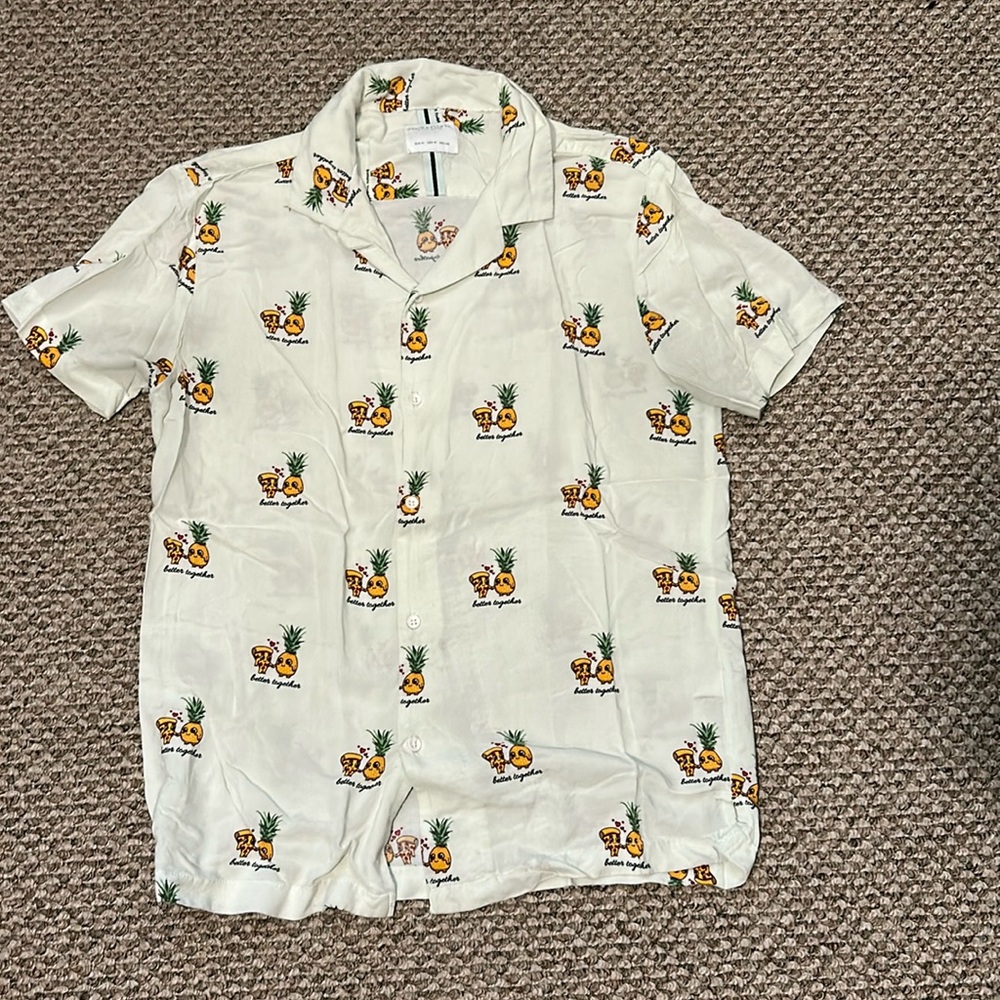 Denim and Flower Ricky Singh Button Up Casual Shirt. Size Medium